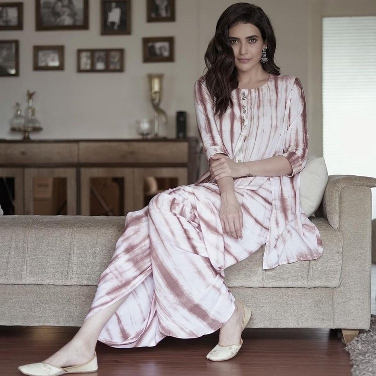Karishma Tanna Latest Photos Collection