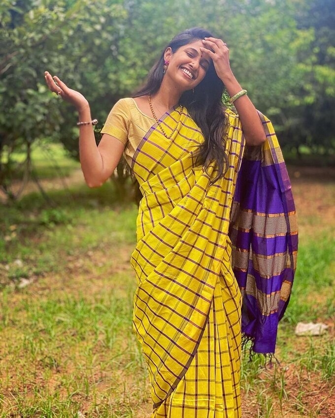 Keerthi Pandian Amazing Photos