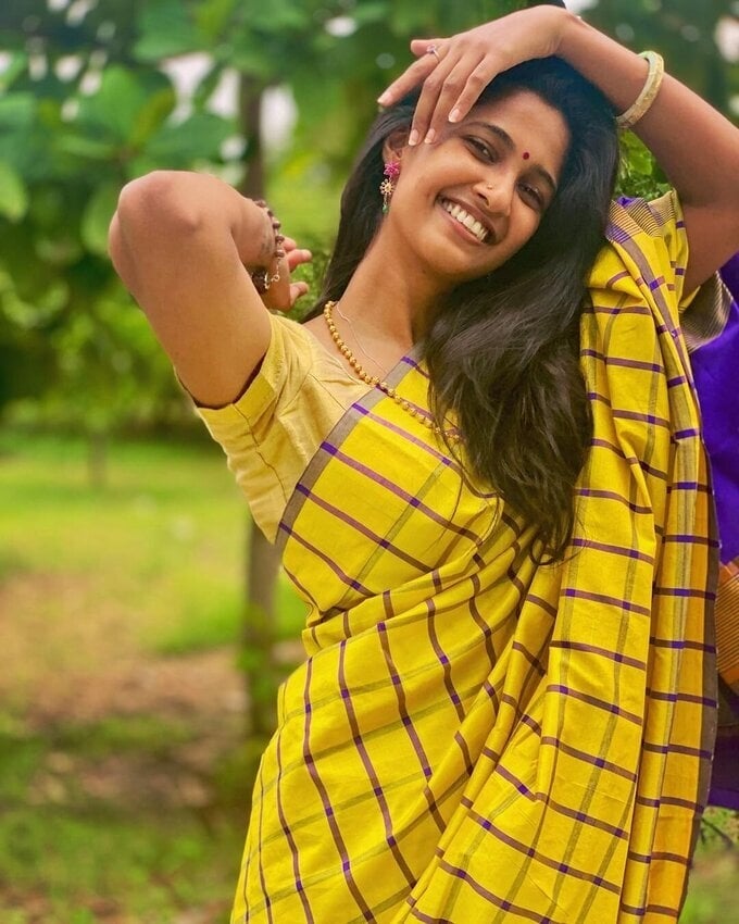 Keerthi Pandian Amazing Photos