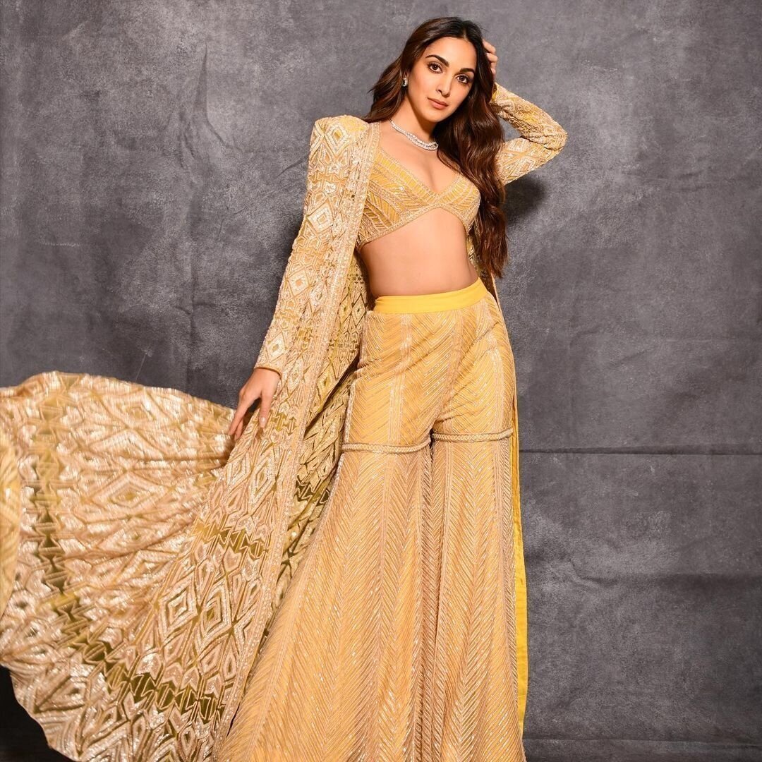 Kiara Advani New Cute Photos