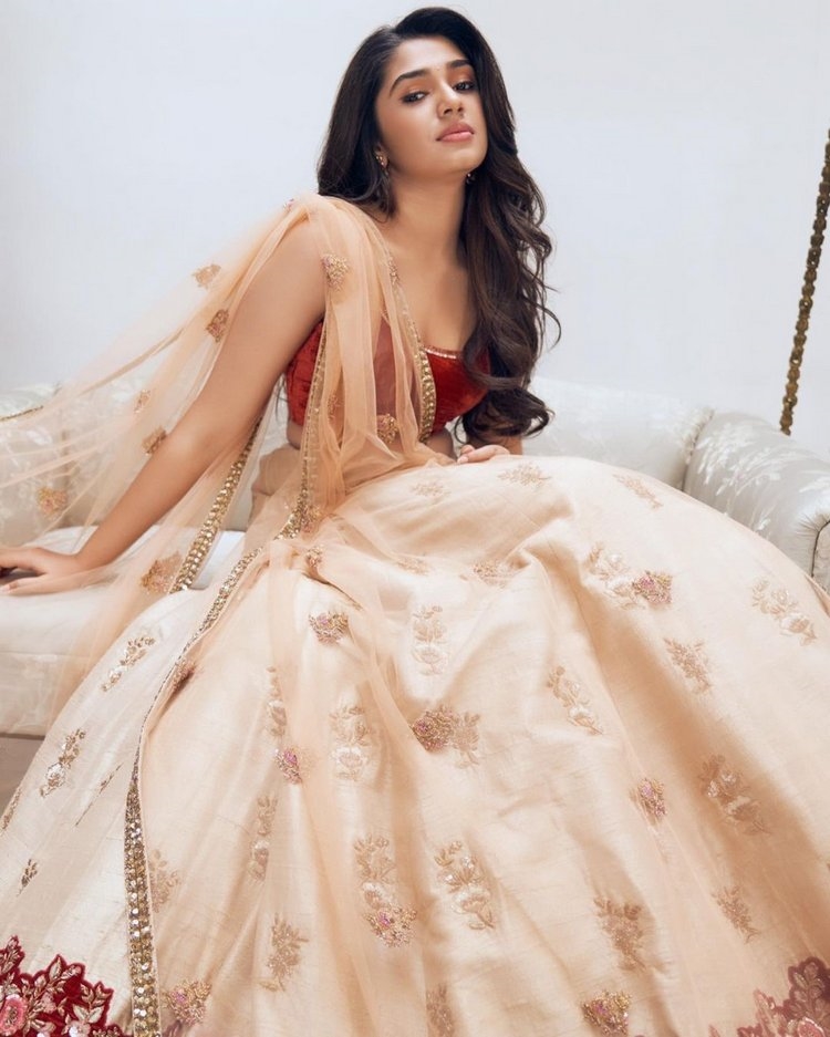 Krithi Shetty New Photos