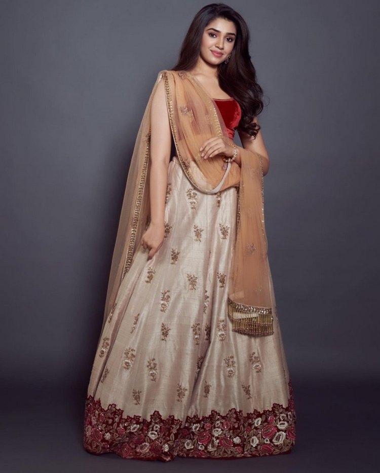 Krithi Shetty New Photos