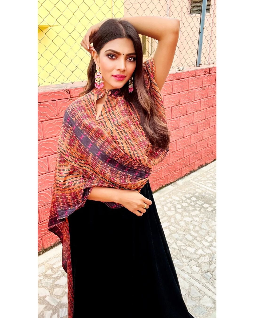 Lahari Shari New Amazing New Clicks In Black Dress