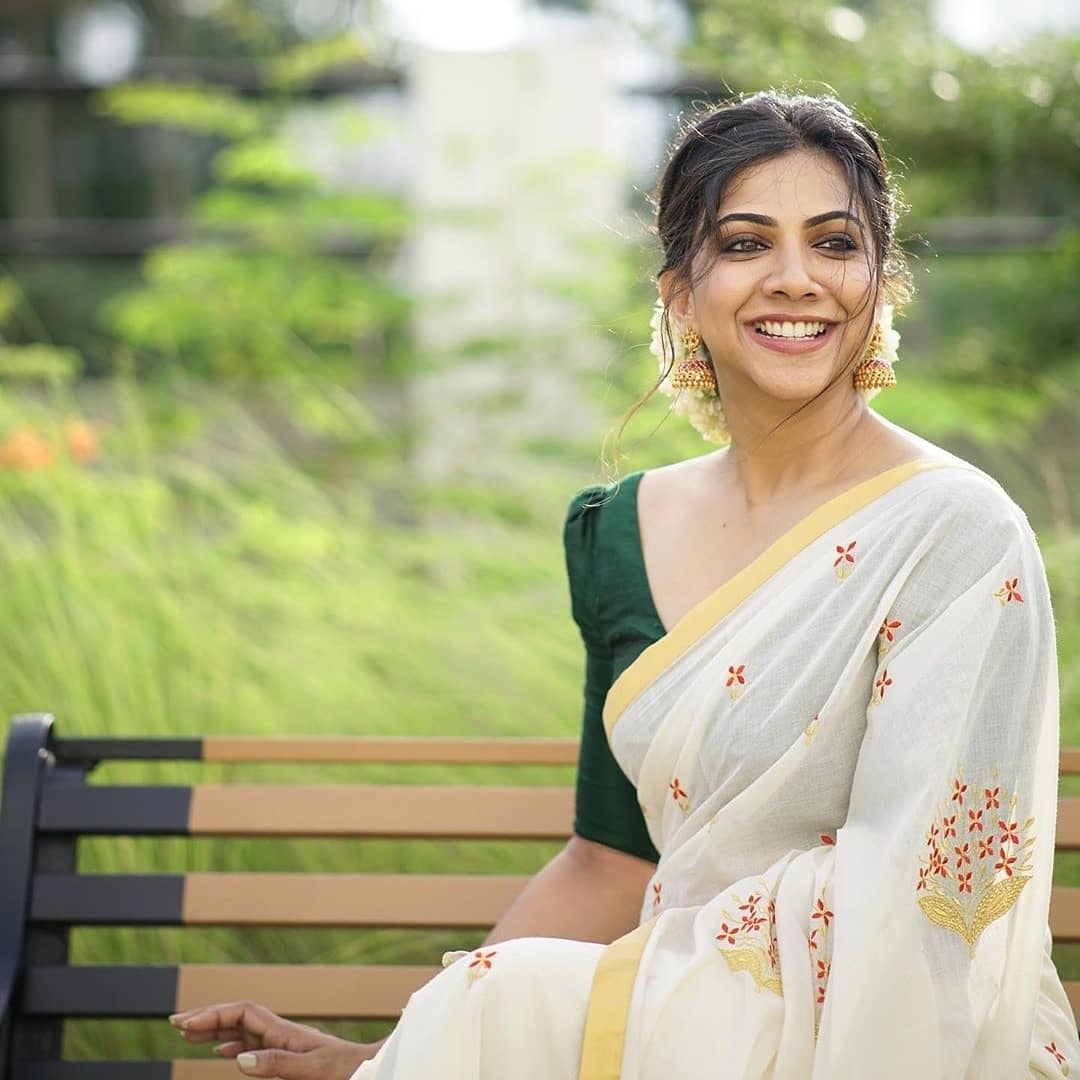 Madonna sebastian New Images in saree