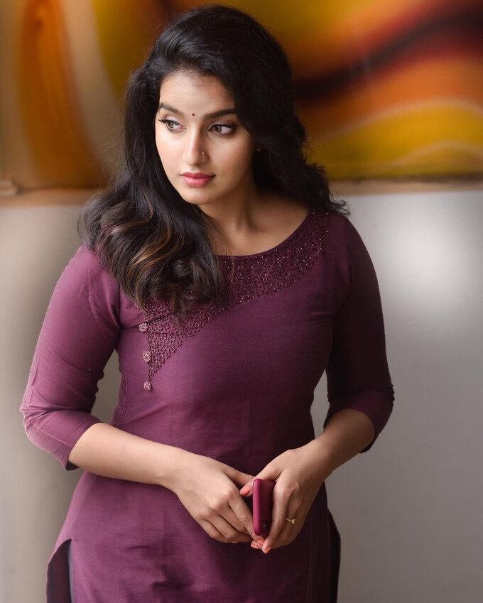 Malavika Menon Stunning Photos