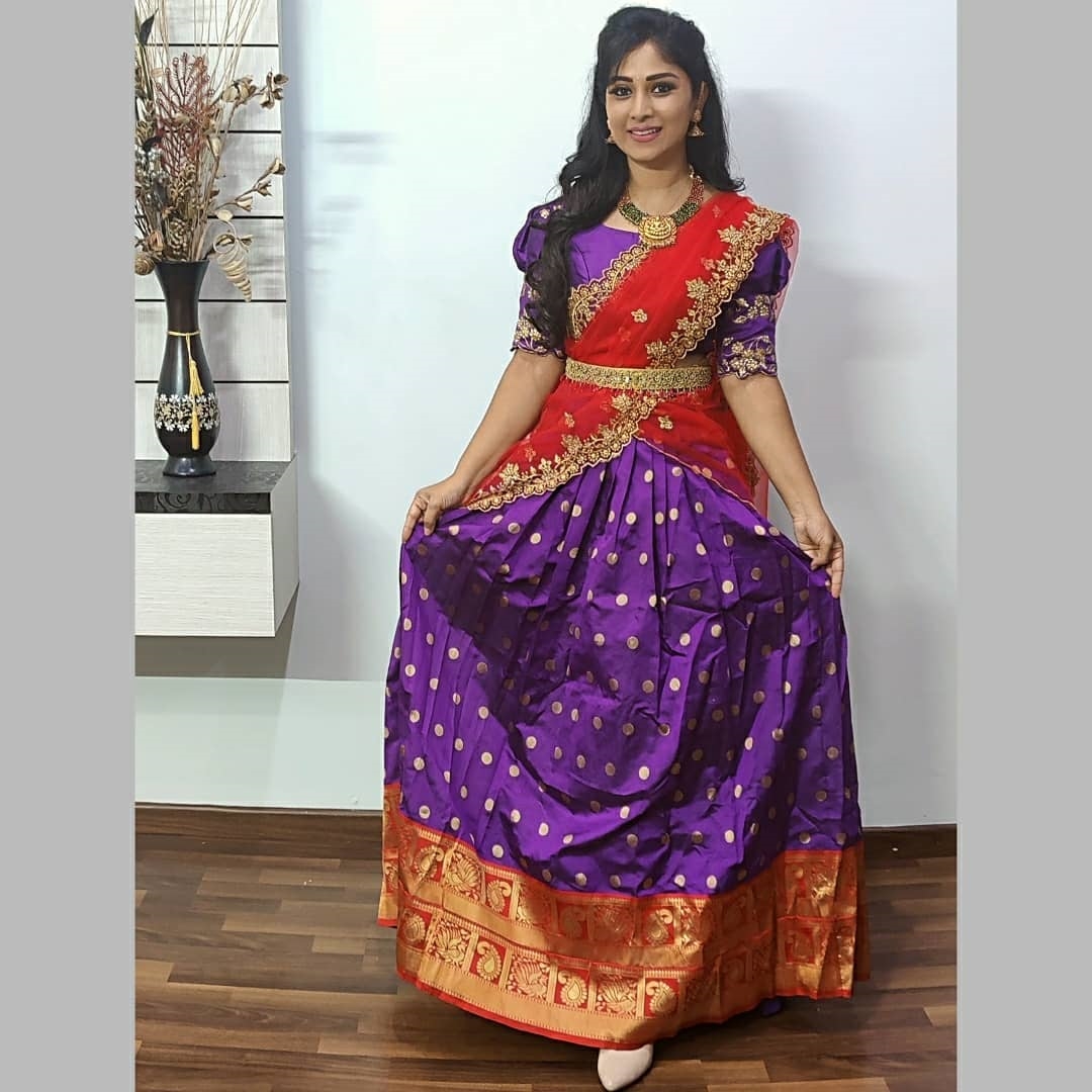 Manjula Paritala New Images In Traditional Look