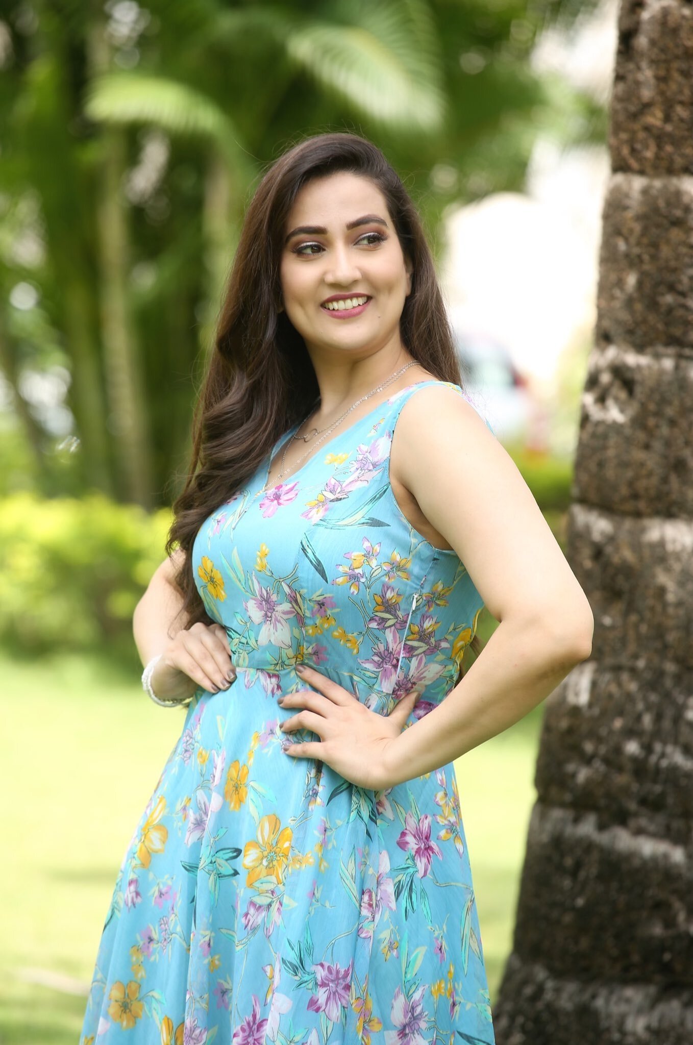 Manjusha Anchor New Images In Frock