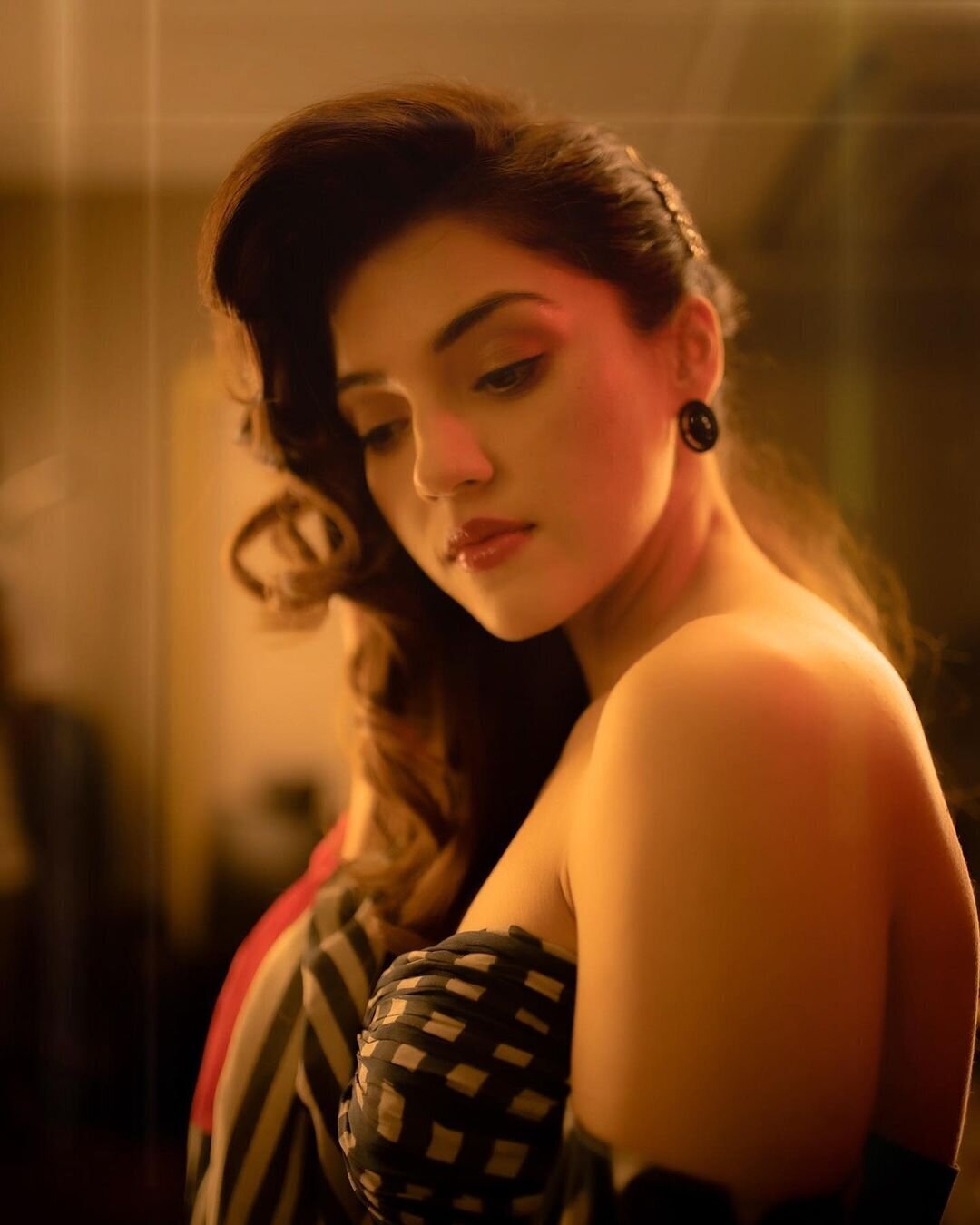 Mehreen Kaur Super Cool Photos