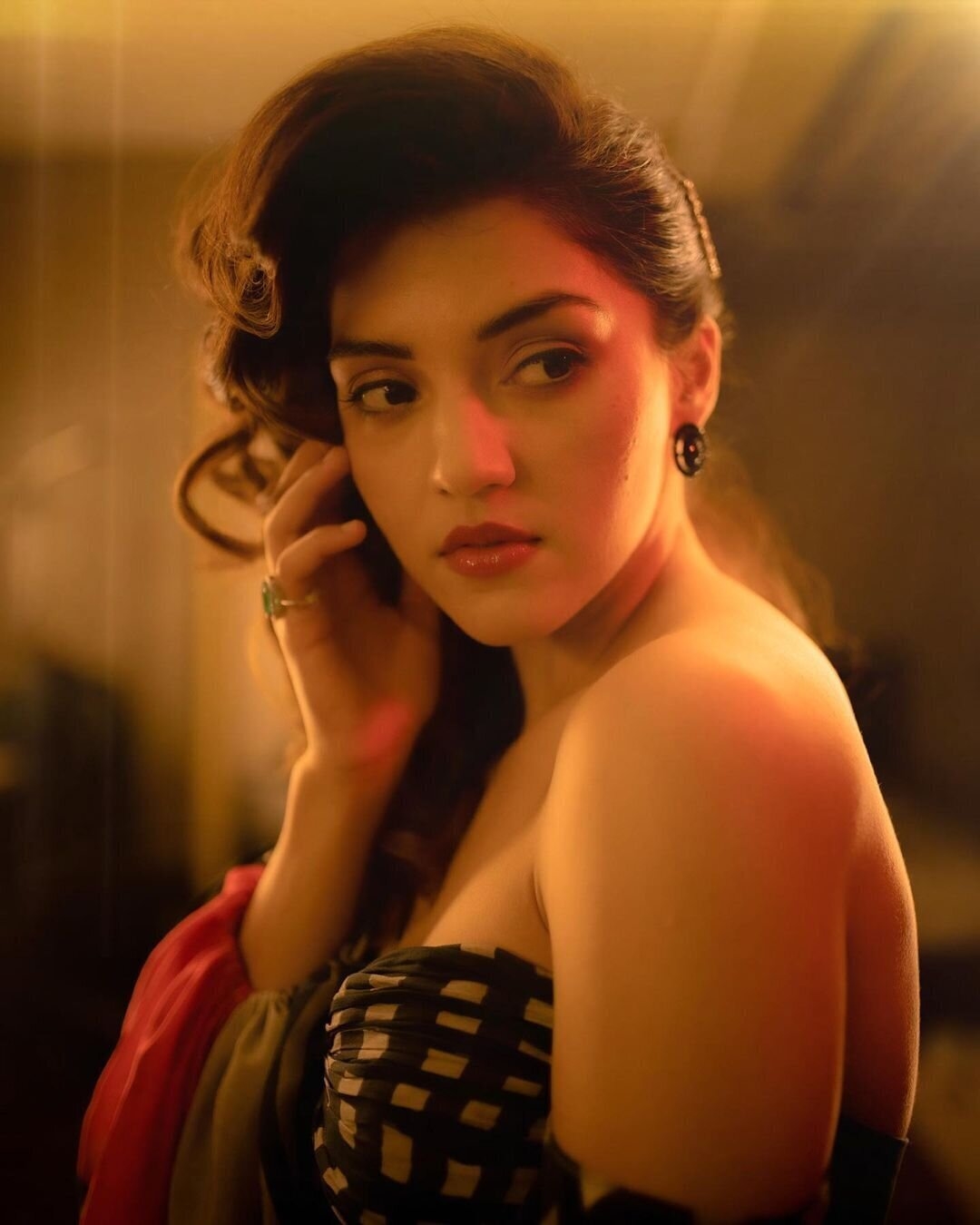 Mehreen Kaur Super Cool Photos
