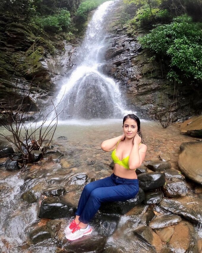 Model Shobhita Rana Latest Image Collection