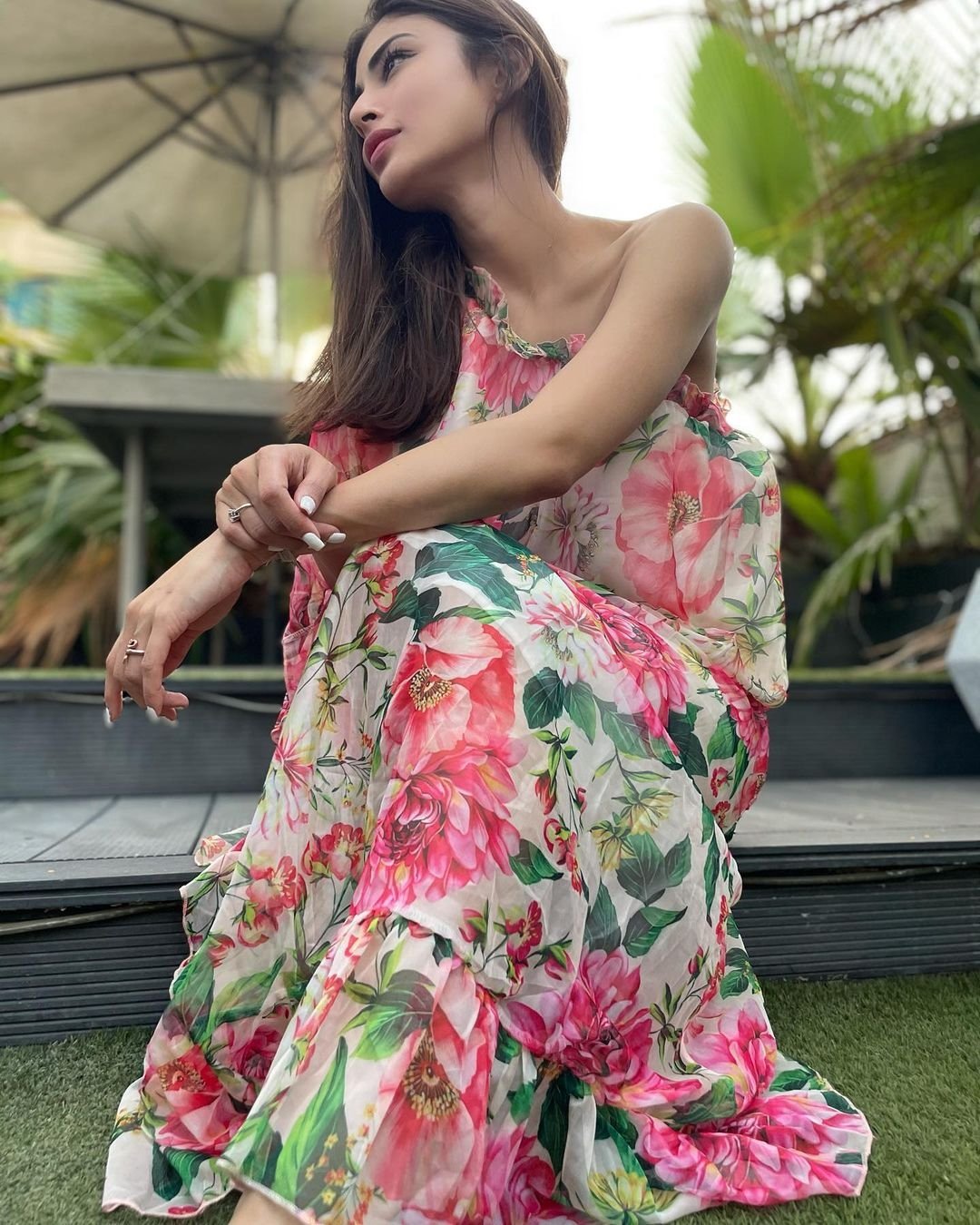 Mouni Roy Crazy Hot Photos