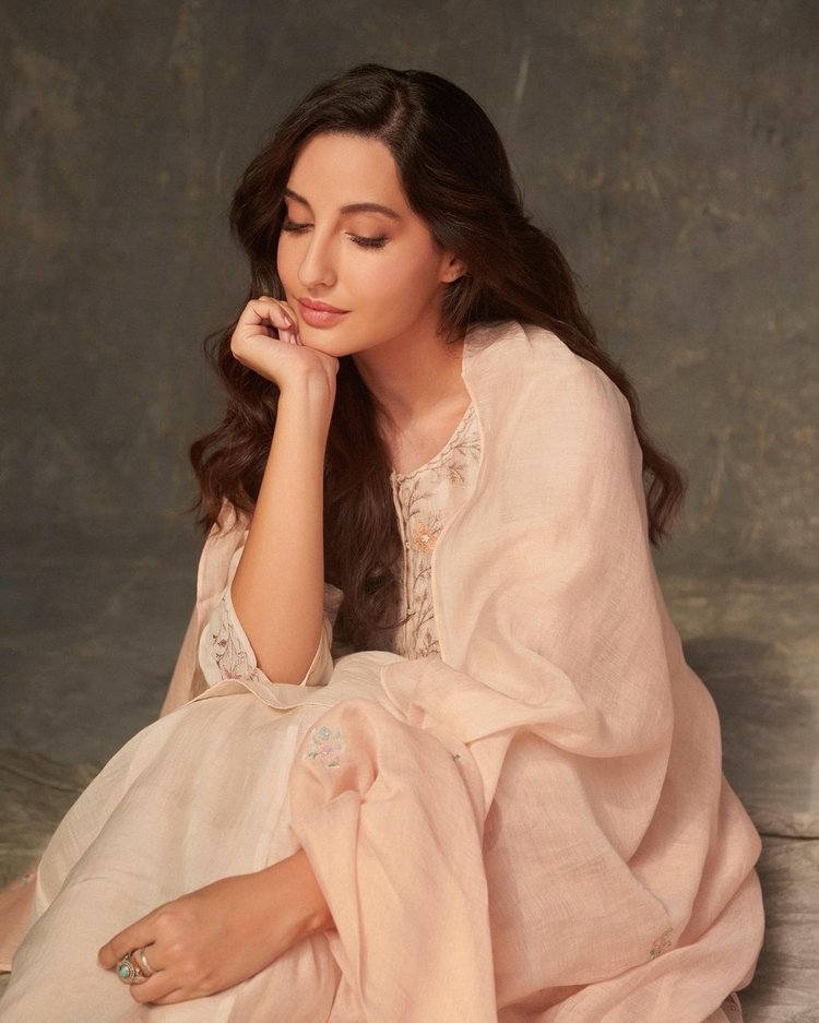 Nora Fatehi New Clicks In Pink Dress