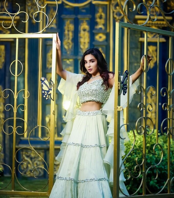 Parvati Nair Amazing Pics In New Outfit