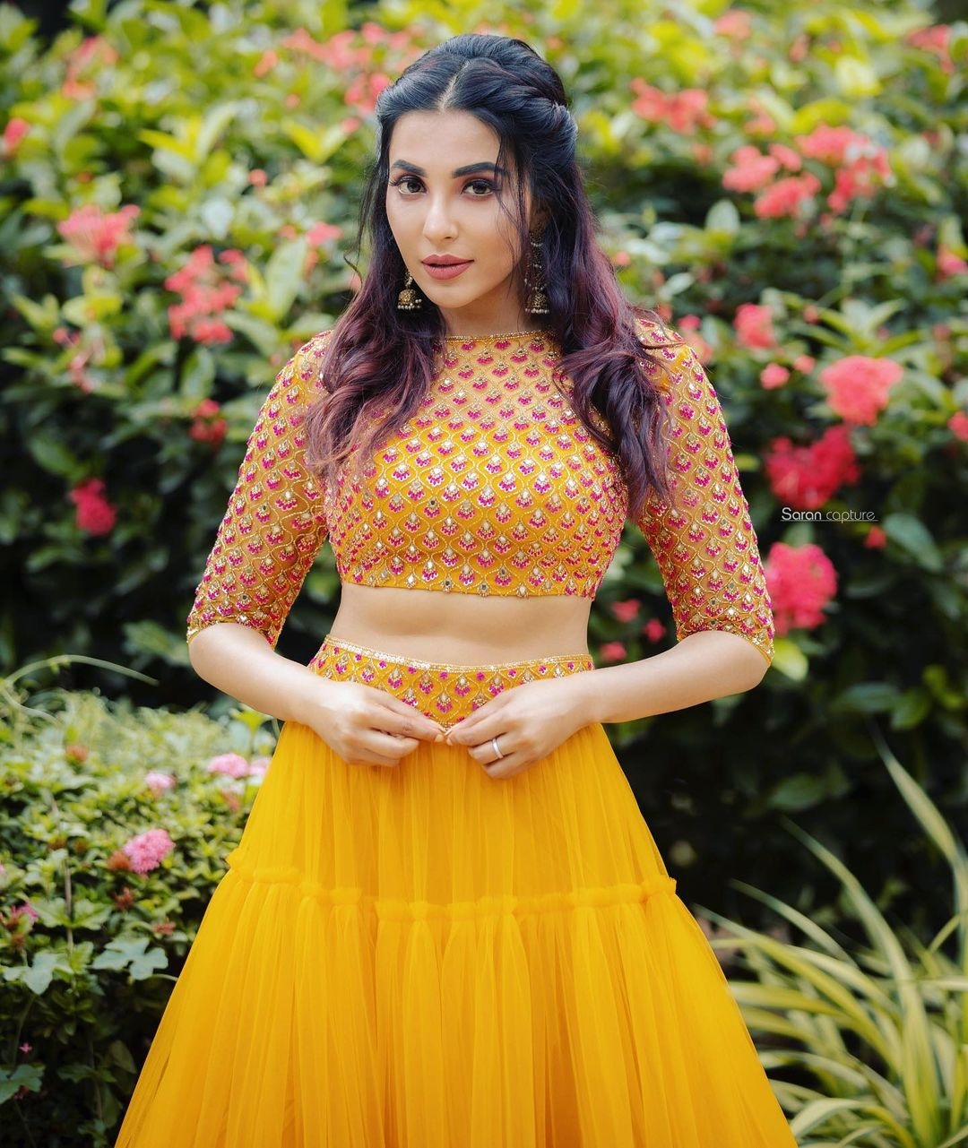 Parvati Nair Amazing Still Photos