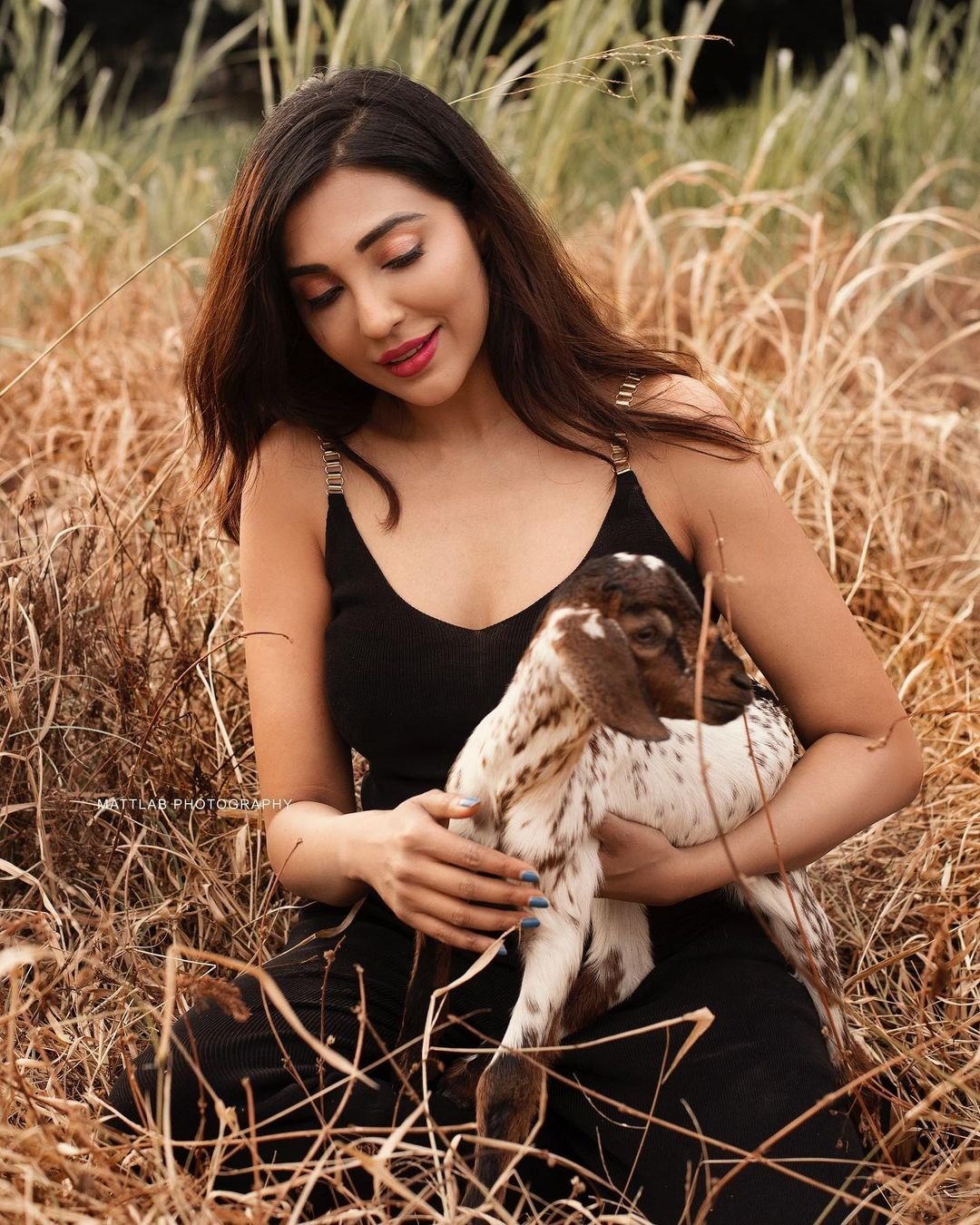Parvati Nair latest Photos With Pets
