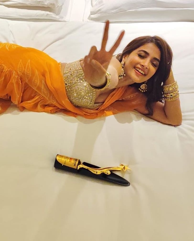 Pooja Hegde Hot Photos In Yellow Dress