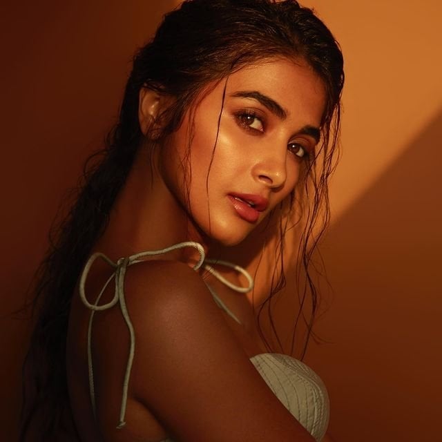 Pooja Hegde Latest Photos Collection