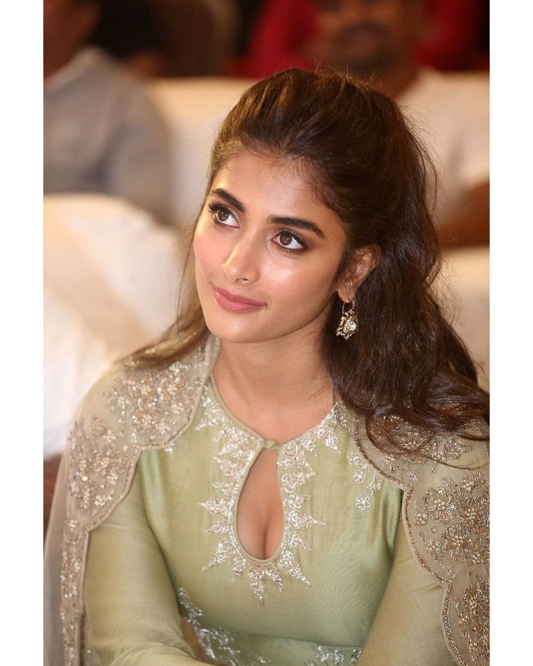 Pooja Hegde cuttest photos