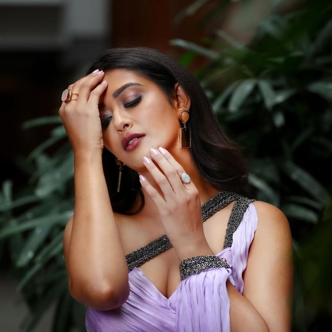 Pooja Jhaveri Amazing Clicks