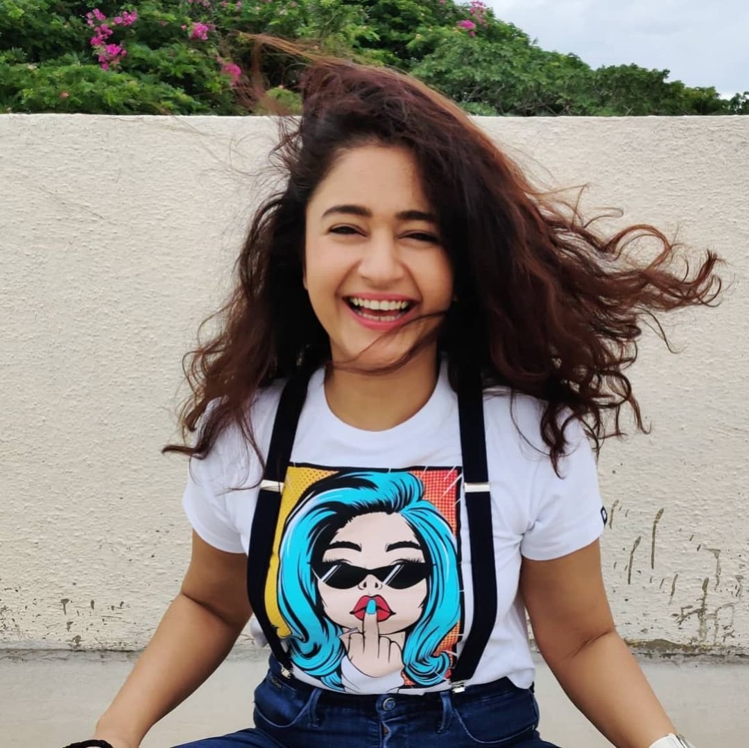 Poonam Bajwa Latest Cute Photos