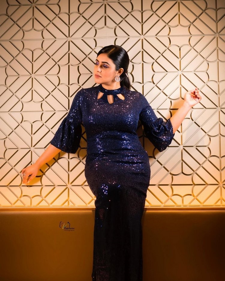 Poorna Amazing Blue Dress Photos