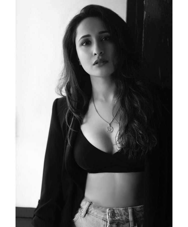 Pragya Jaiswal New Images In Shorts