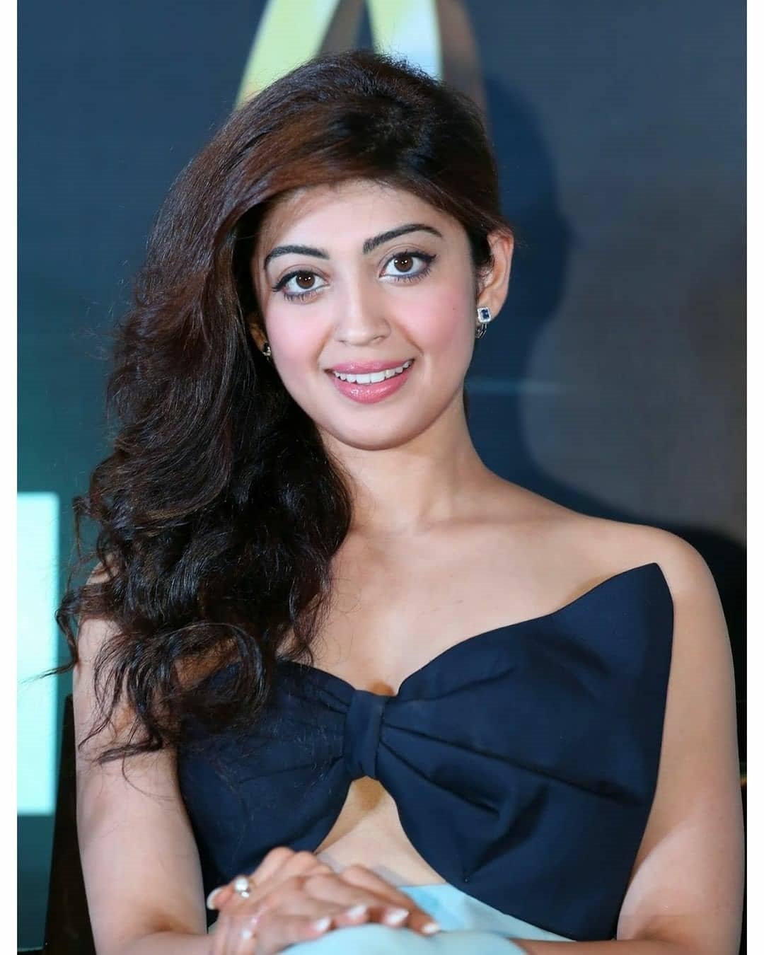 Pranitha Subhash latest Cute Photos