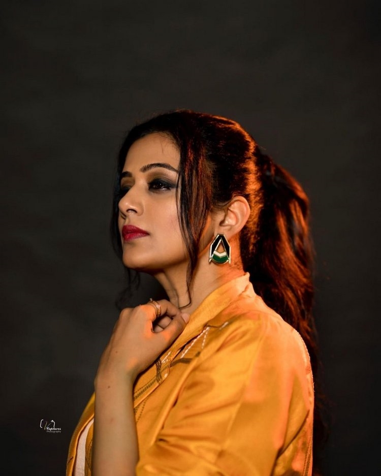 Priya Mani latest Photos In Dhee Show