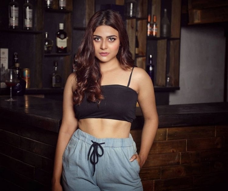 Priyanka Sharma Hot Photo Collection