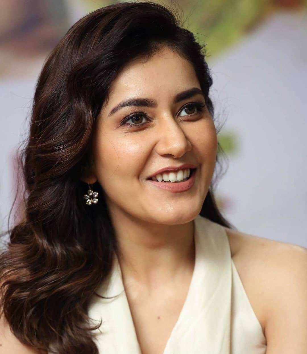 Raashi Khanna latest Photos