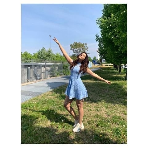 Raashi khanna glamoures photos