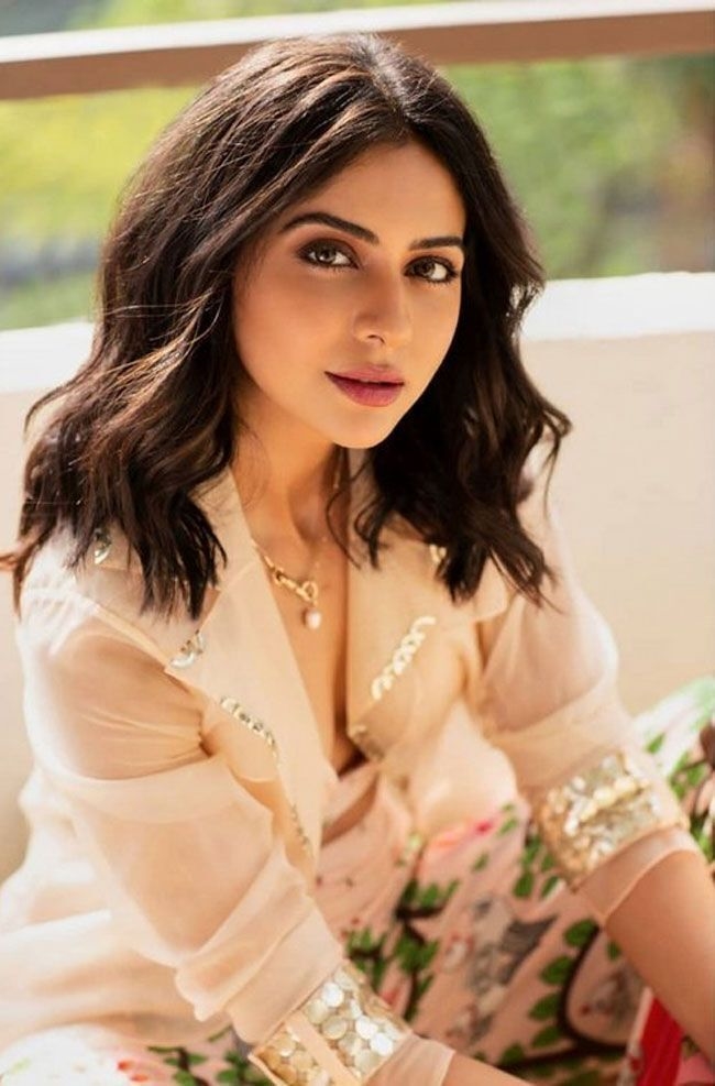 Rakul Preet super cool photos