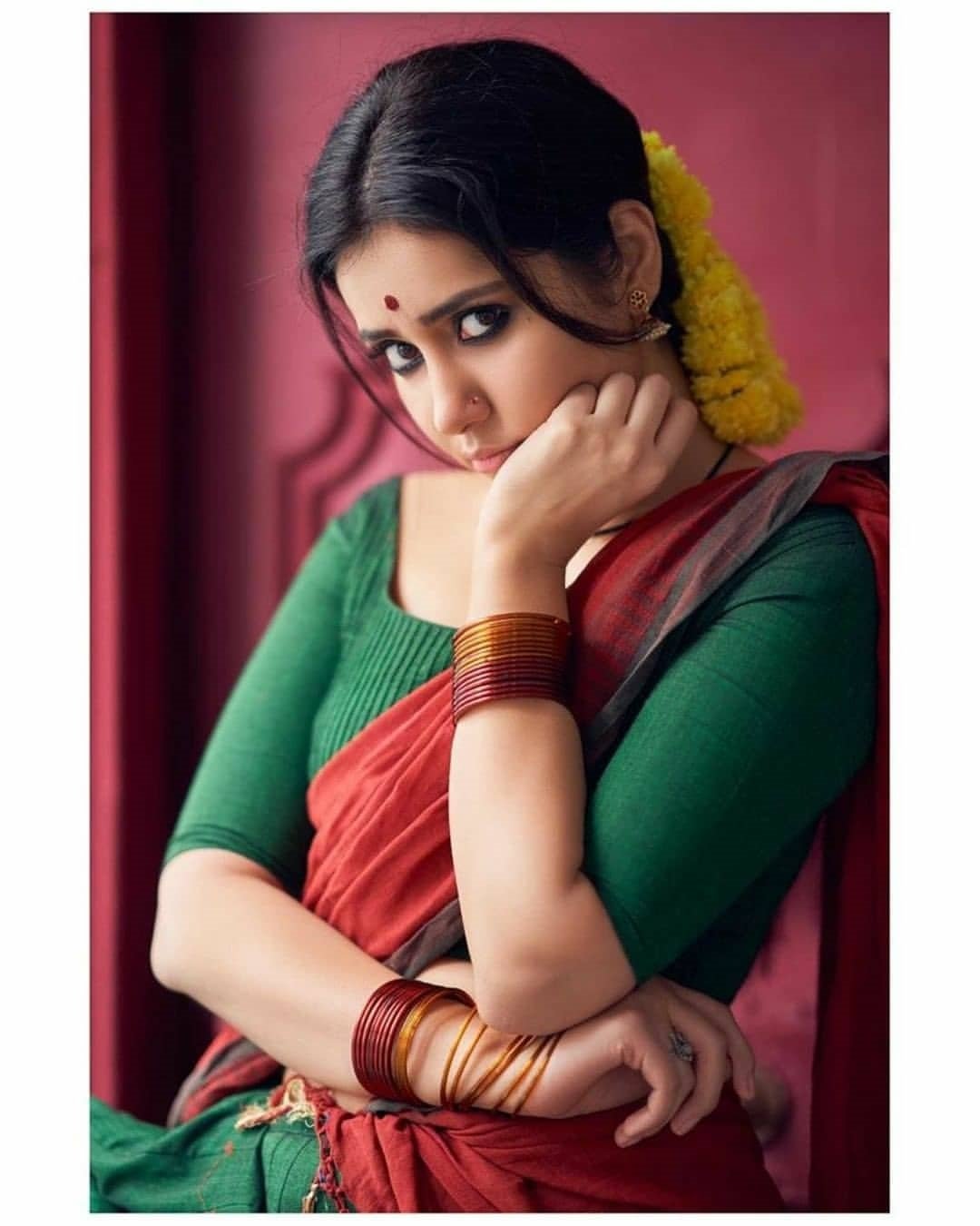 Rashi Khanna latest Photos In Traditional Look