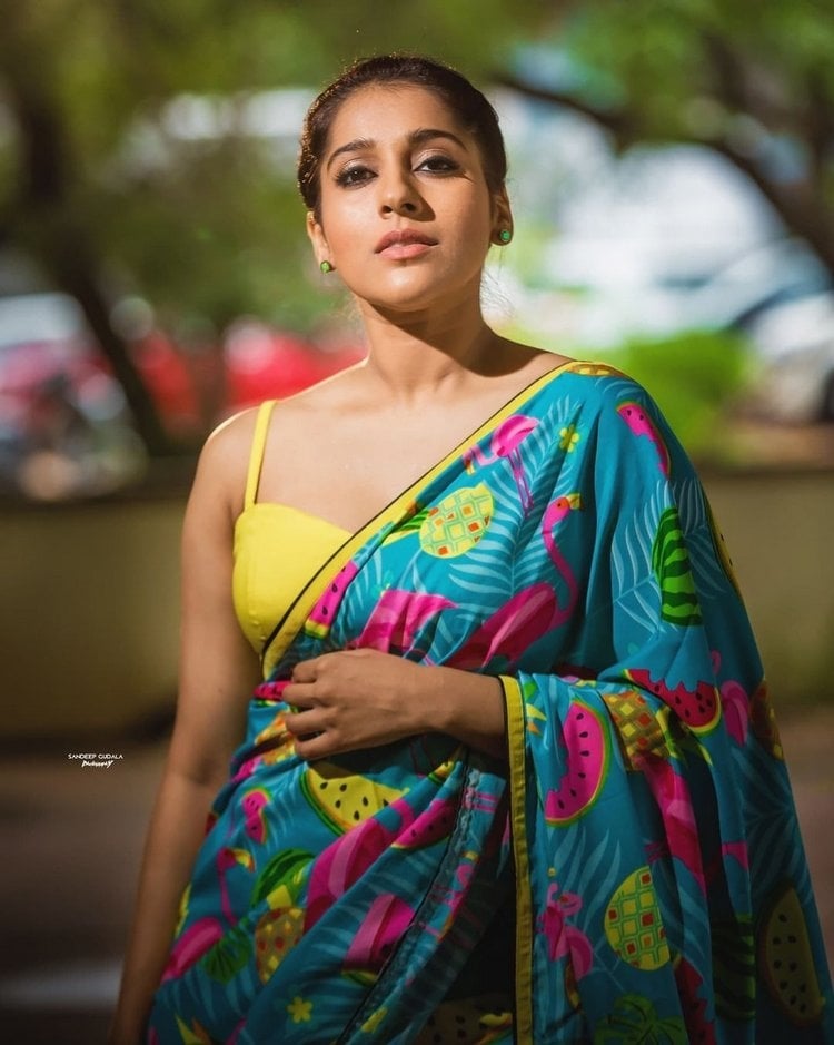 Rashmi Gautam Hot Photos In Saree