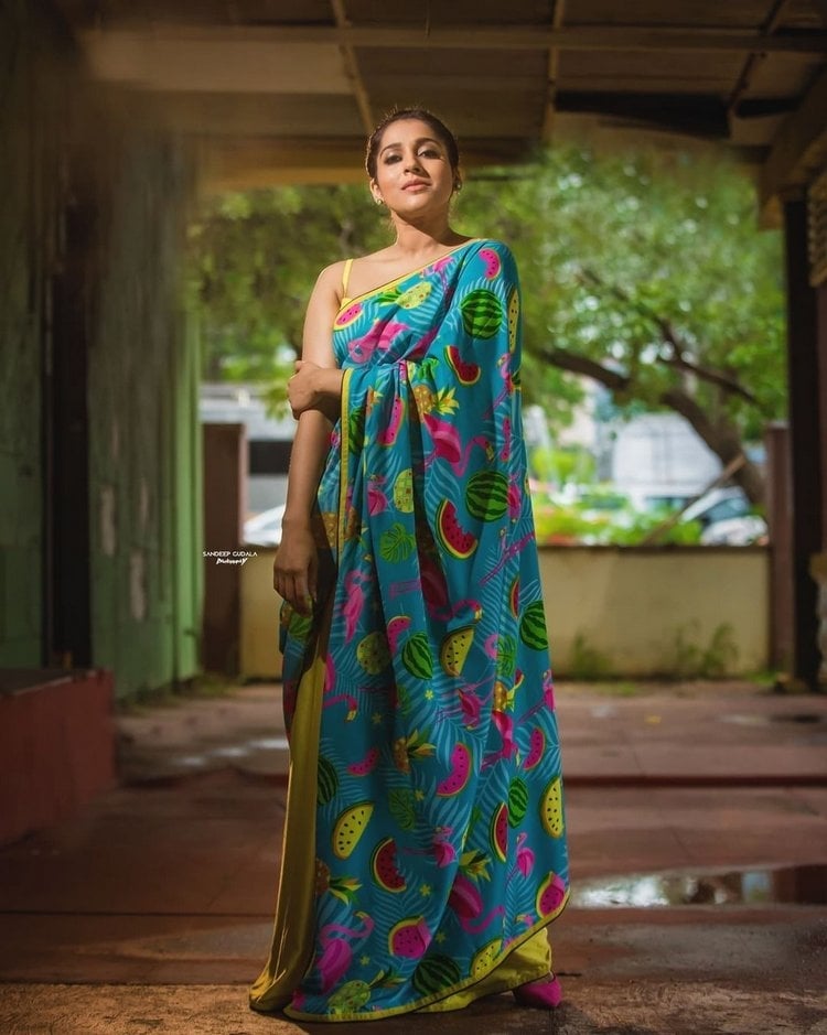 Rashmi Gautam Hot Photos In Saree