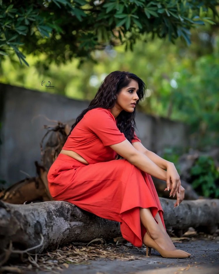 Rashmi Gautam New Images In Dhee