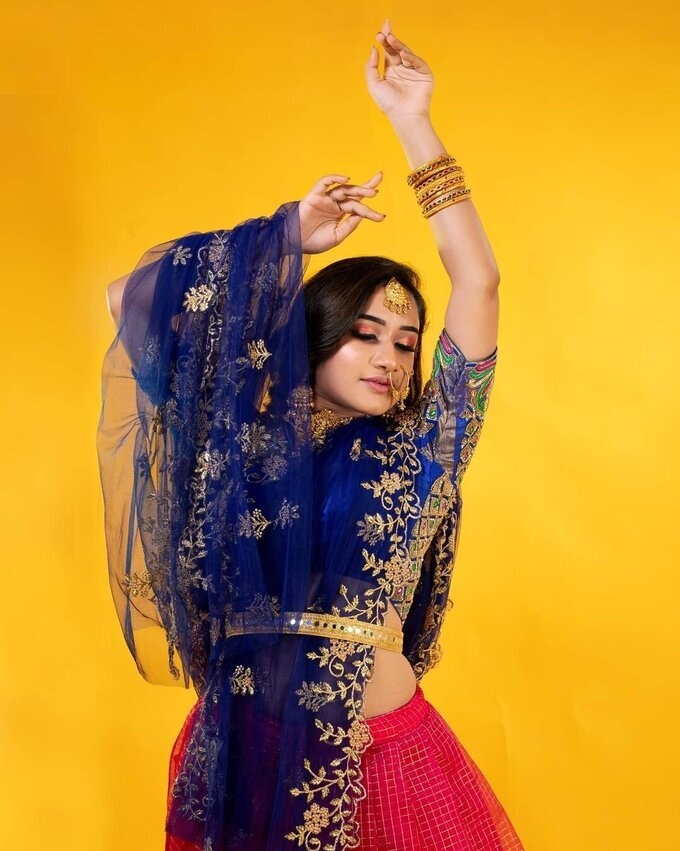 Raveena Daha New Clicks