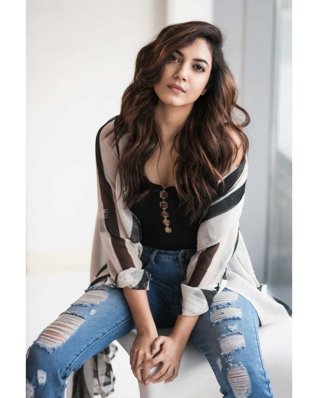 Ritu Varma latest Hot Photos