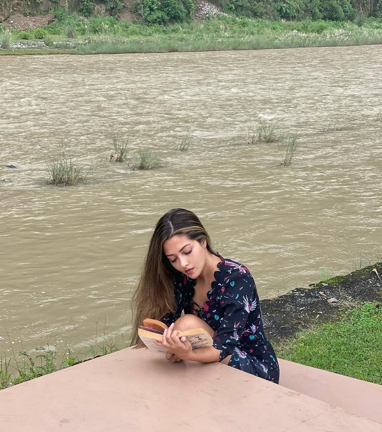 Riya Sen Images In Movie Shoot