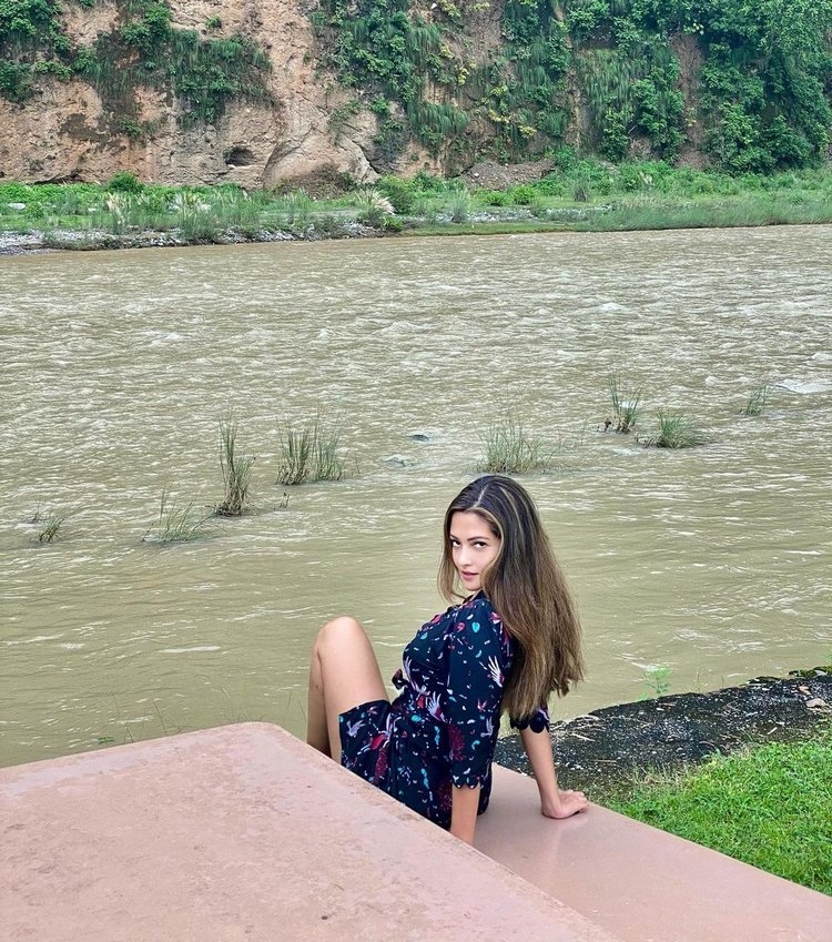 Riya Sen Images In Movie Shoot