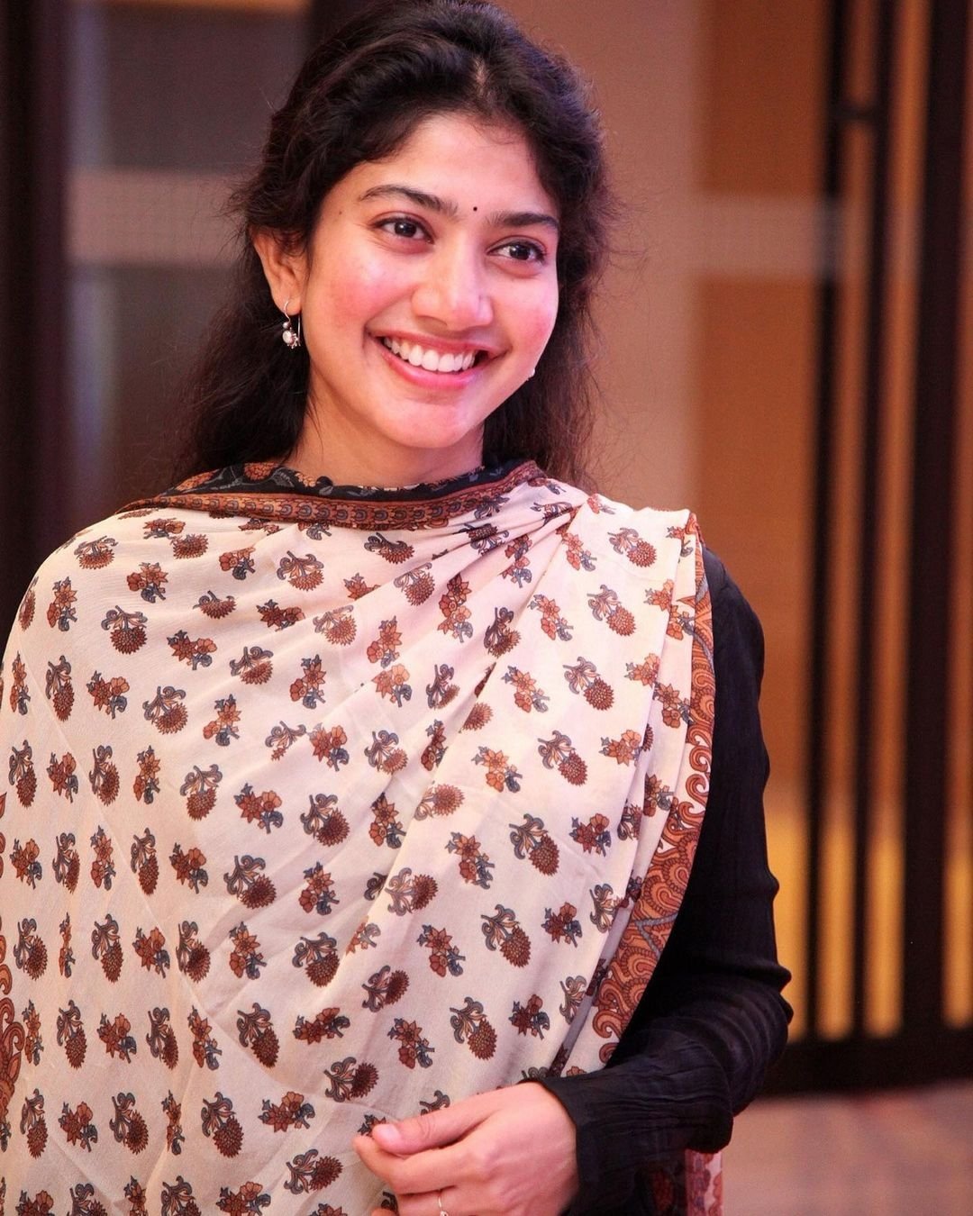 Sai Pallavi Images In Black Dress