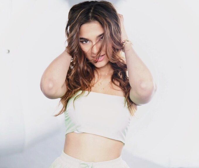 Saiee Manjrekar New Images