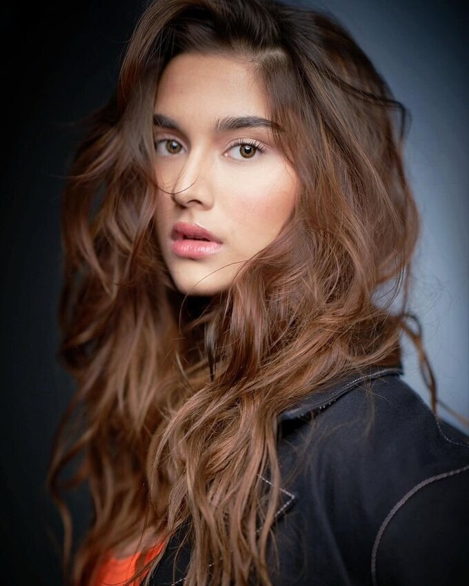 Saiee Manjrekar New Images