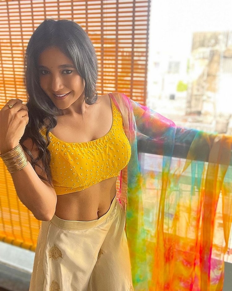 Sakshi Agarwal Latest Photos Collection