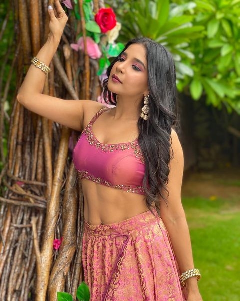 Sakshi Agarwal Stills Collection