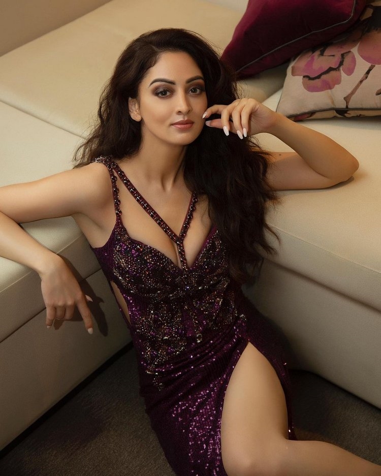 Sandeepa Dhar New Images Collection