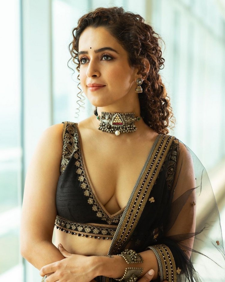 Sanya Malhotra Stunning Photos