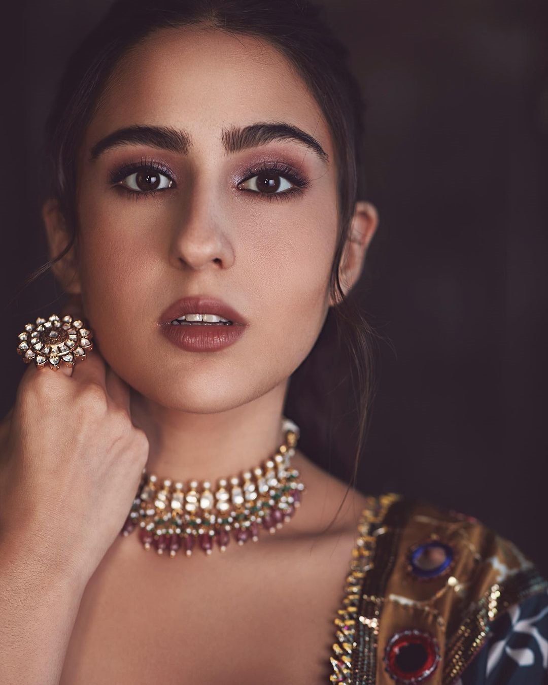 Sara Ali Khan New Look Photos