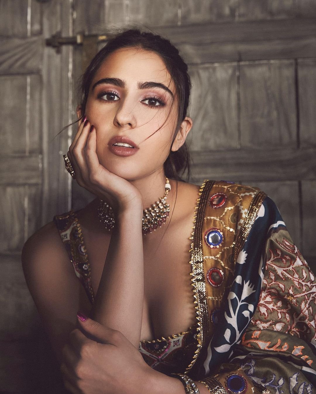 Sara Ali Khan New Look Photos