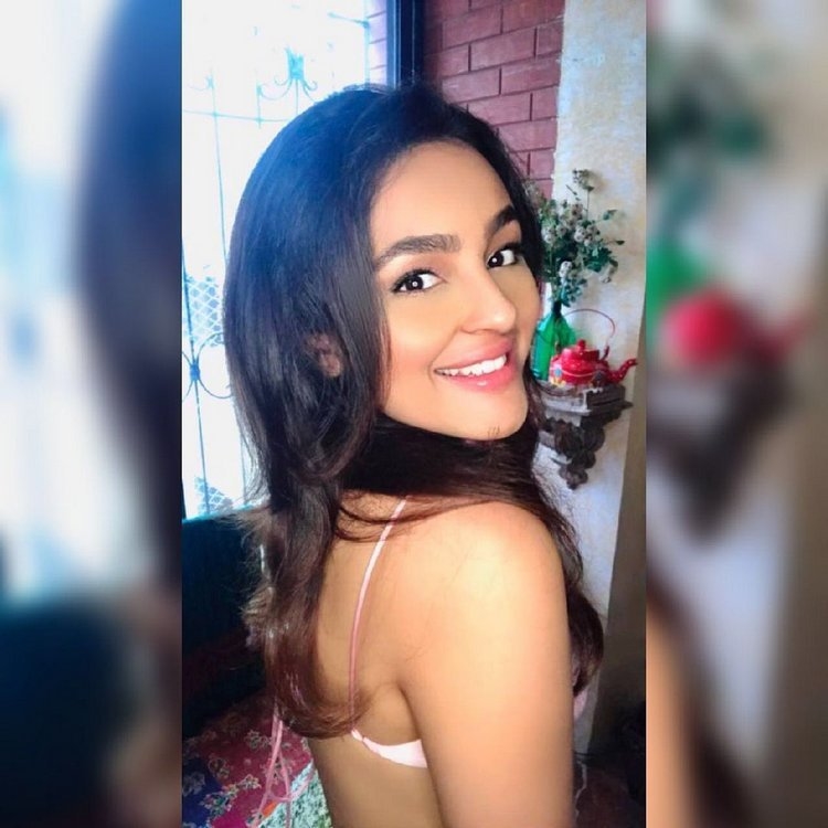 Seerat Kapoor Amazing Photos